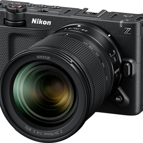 Nikon ZR 6K cinema camera with NIKKOR Z 24-70mm f/4 S lens – rental, MediaVision Mauritius